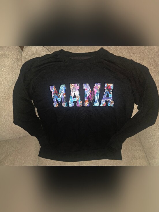 Giggle Gang Boutique Tops - OG Giggle Gang Boutique FROZEN Mama Crewneck